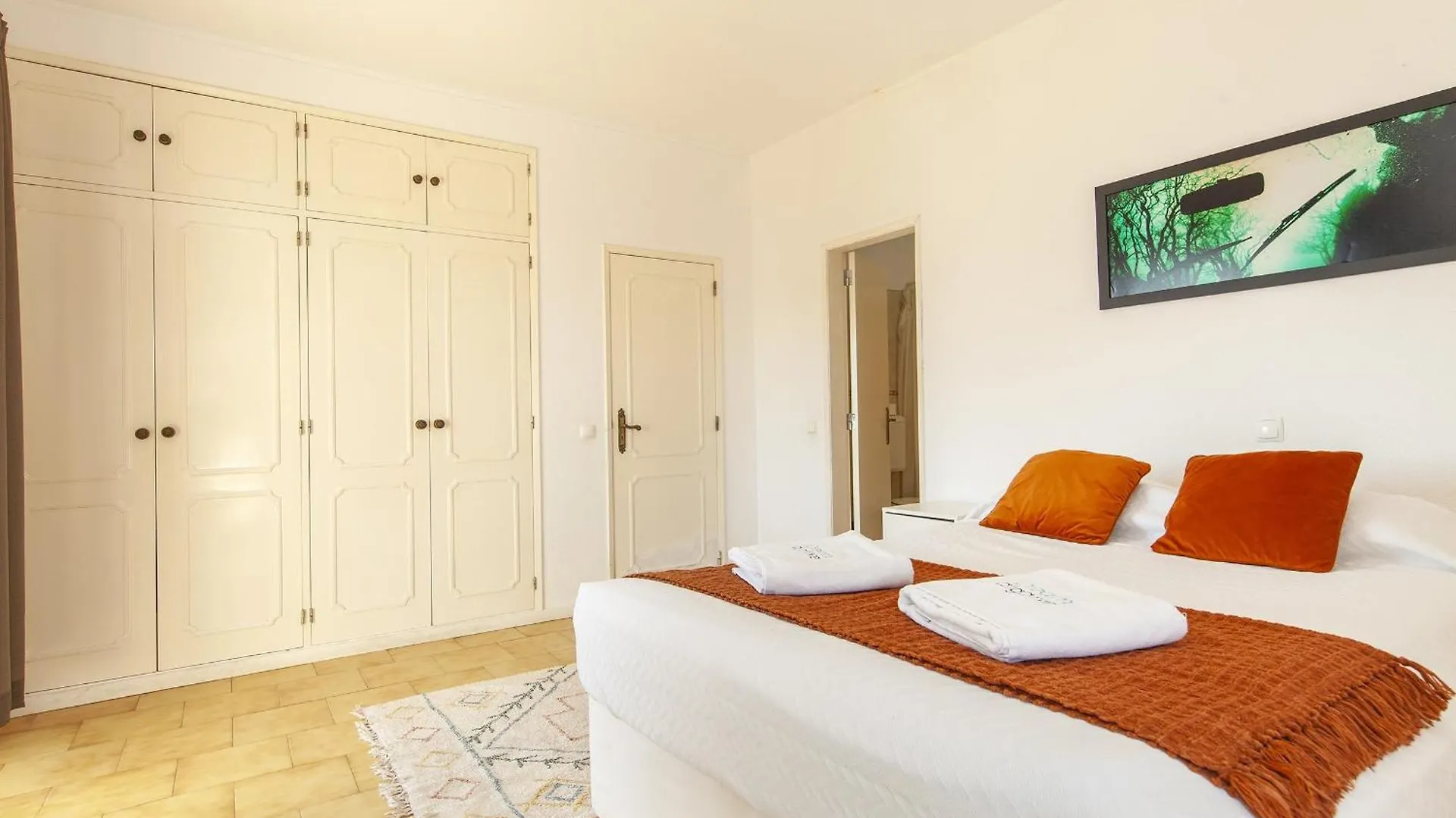 B68 - Luz Vista Mar Apartment Portugal